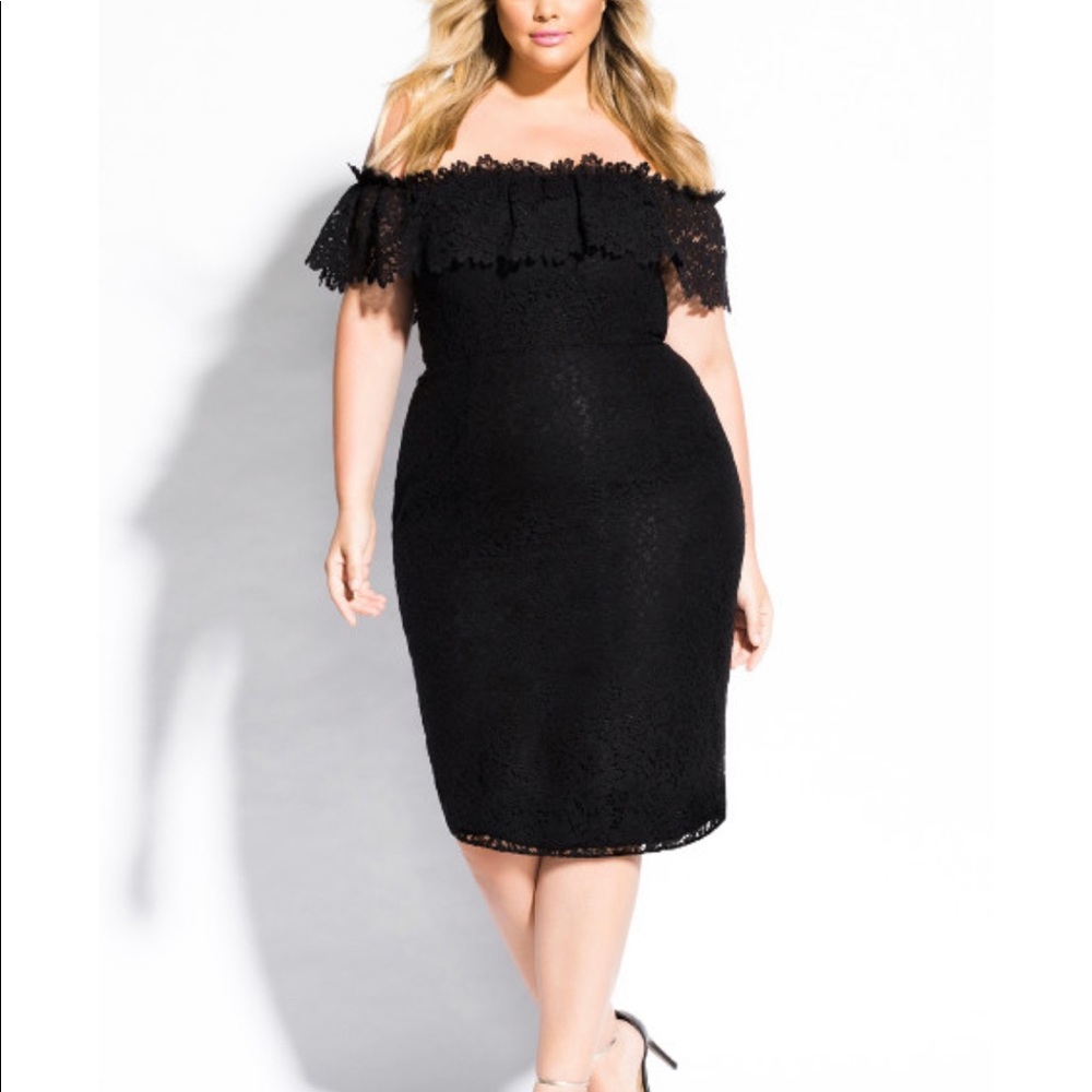 City chic lace flourish dress